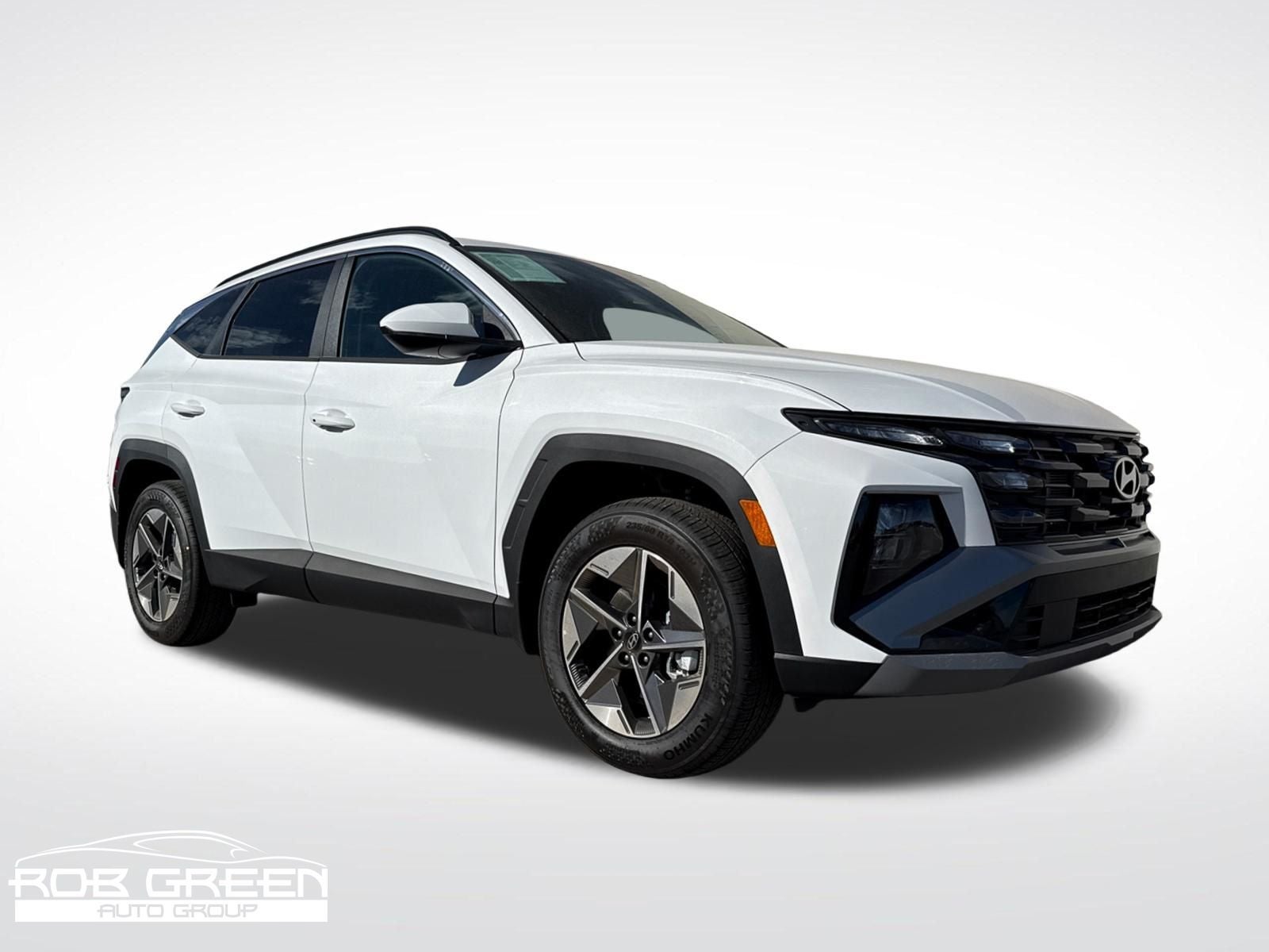 2026 Hyundai TUCSON SEL in White Pearl — front three-quarter view